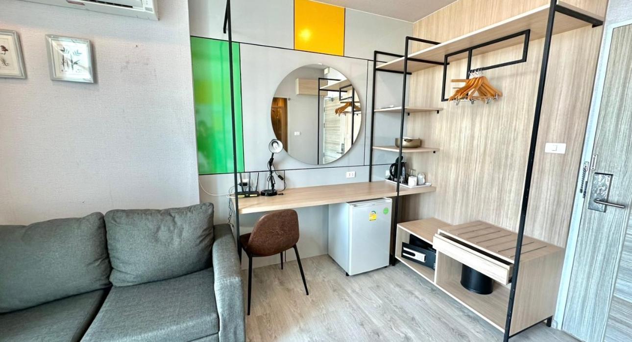 Apartment The Grand Jomtien: Seaside Serenity With Sunset Views