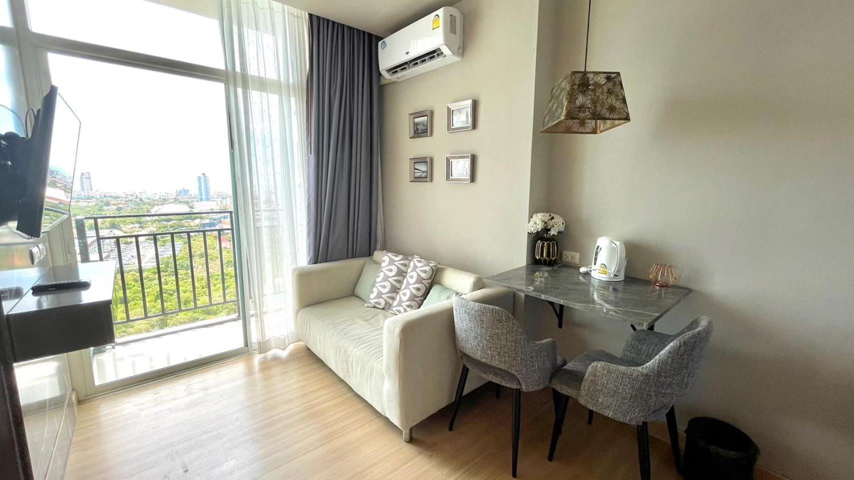 The Grand Jomtien: Seaside Serenity With Sunset Views Jomtien Beach