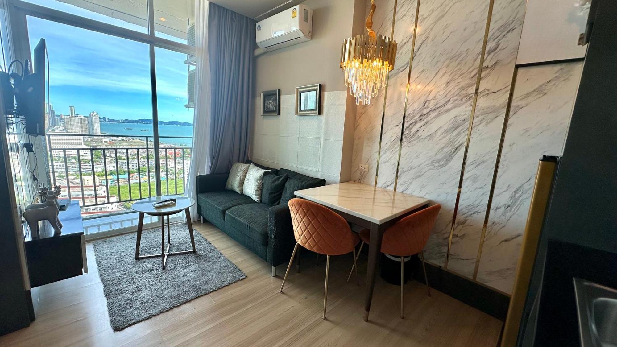 The Grand Jomtien: Seaside Serenity With Sunset Views Jomtien Beach