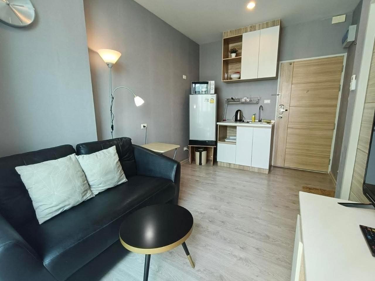 Apartment The Grand Jomtien: Seaside Serenity With Sunset Views Jomtien Beach