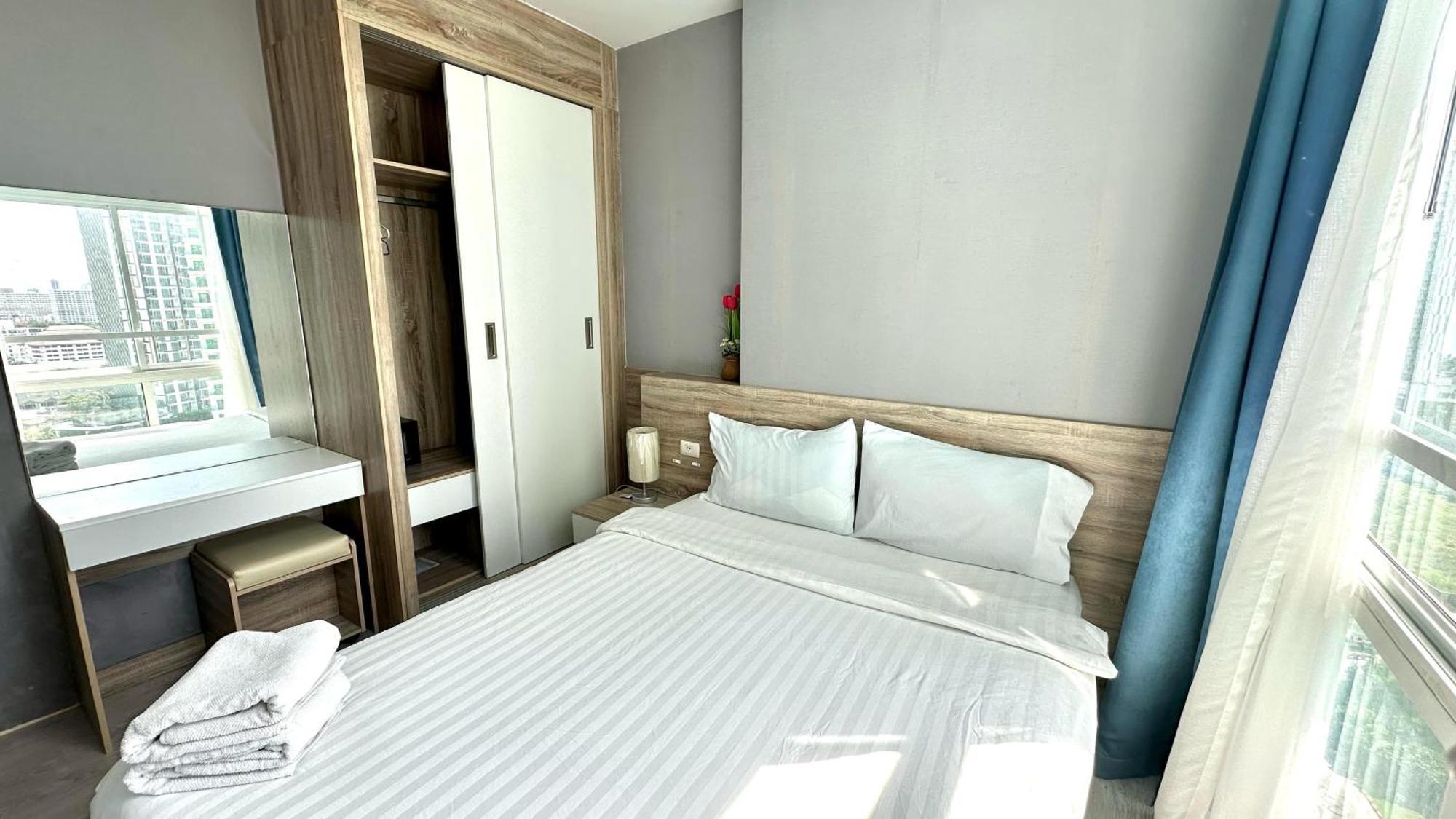 The Grand Jomtien: Seaside Serenity With Sunset Views *